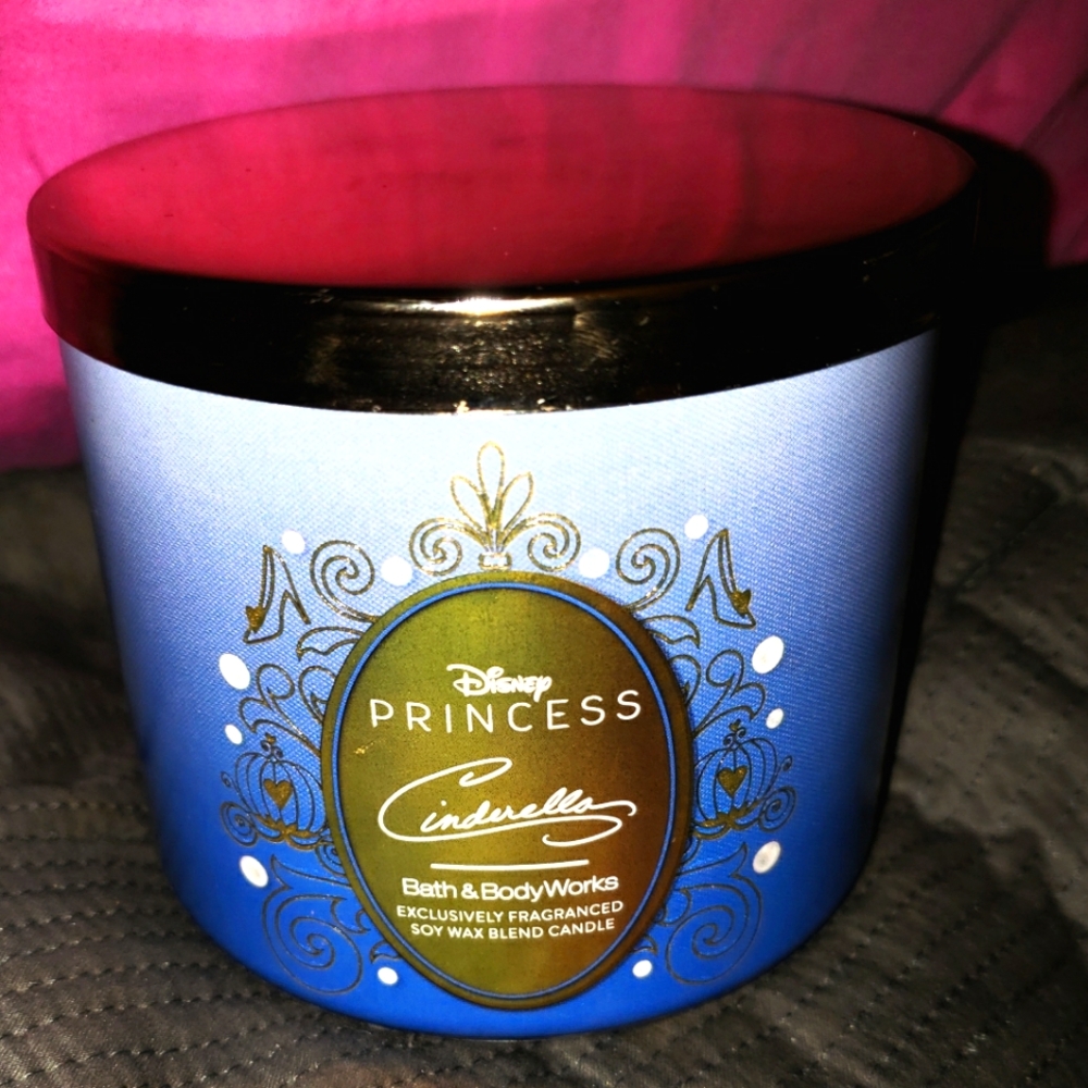 Disney Princess Cinderella Bath & Body Works Blue And Gold 3-wick Candle